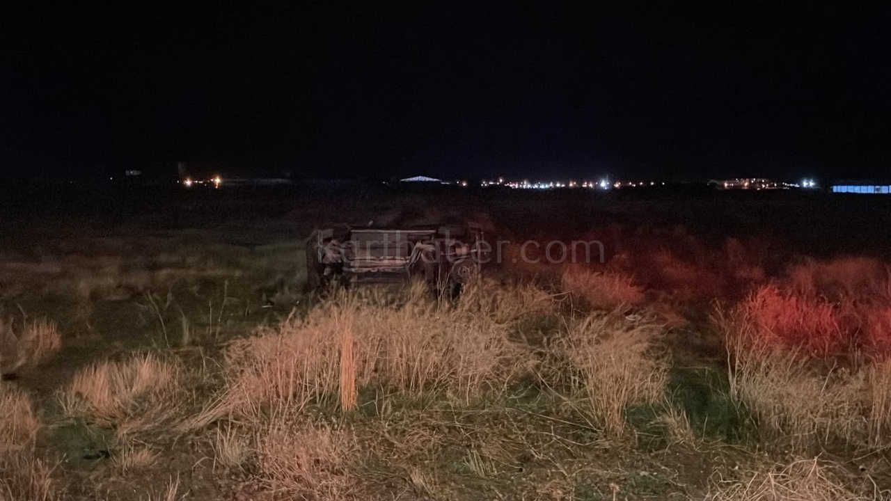 Karamanda Hafif Ticari Arac Karsi Seride Gecerek Sarampole Takla Atti 1 Yarali12