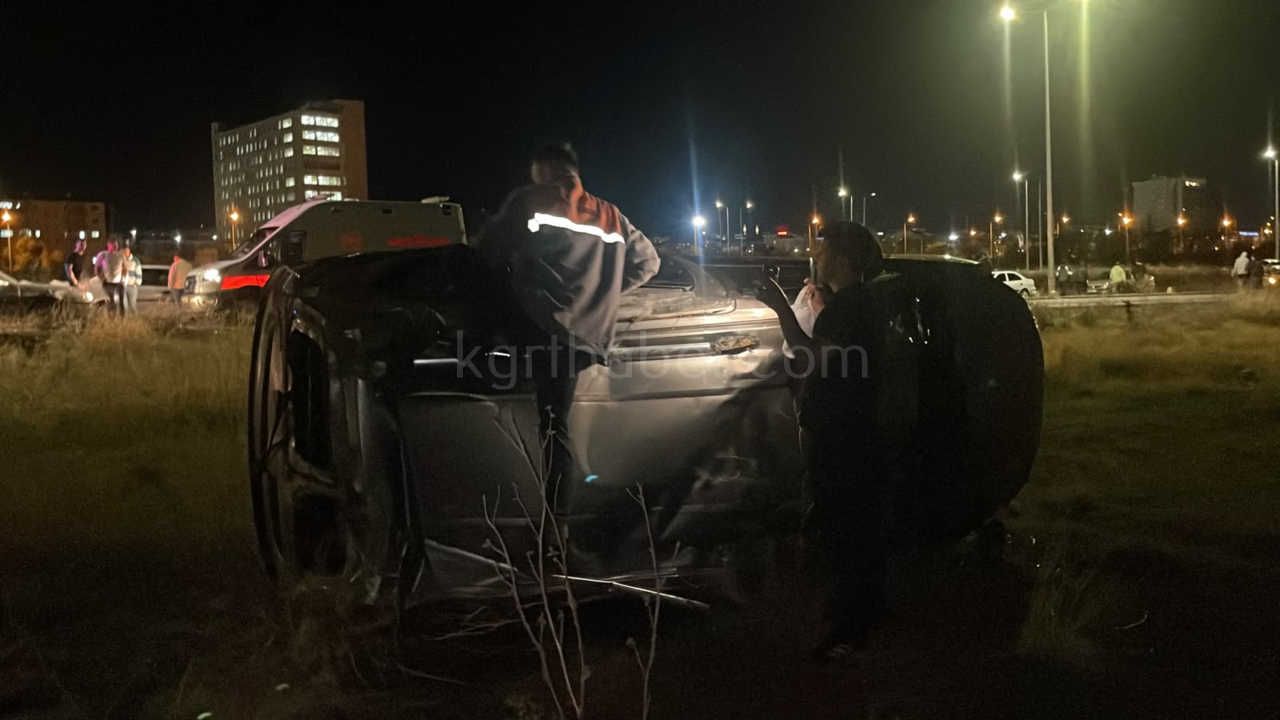 Karamanda Hafif Ticari Arac Karsi Seride Gecerek Sarampole Takla Atti 1 Yarali6