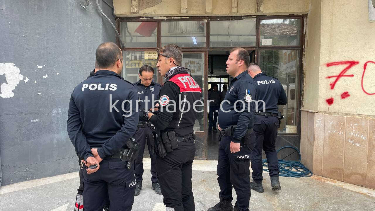 Karamanda Is Haninda Silahli Bicakli Kavga Ihbari Polisi Harekete Gecirdi1