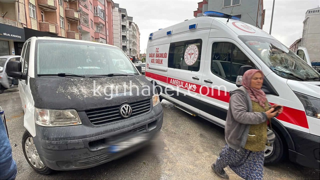 Karamanda Isci Servisi Ile Minibus Carpisti 1 Kisi Bayginlik Gecirdi1