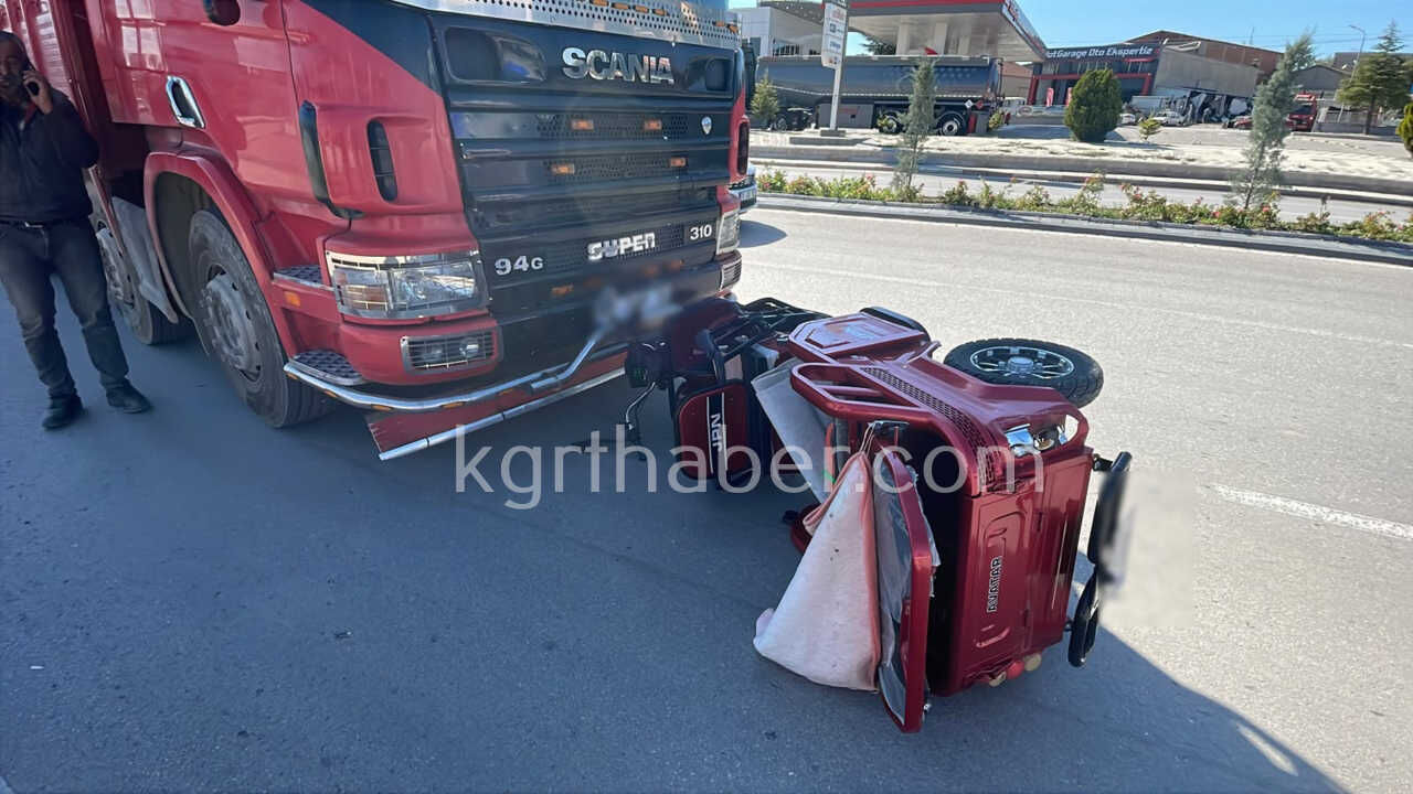 Karamanda Kamyonla Carpisan 3 Tekerlekli Bisiklet 10 Metre Suruklendi 2 Yarali5