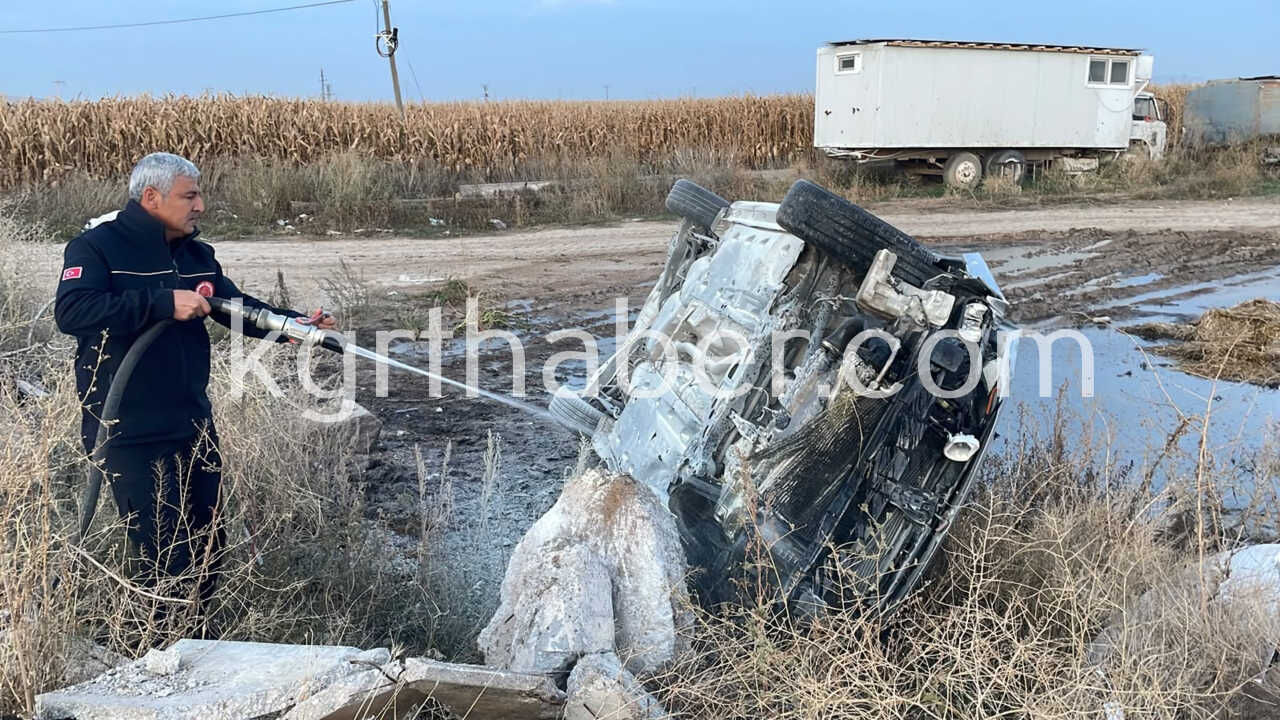 Karamanda Kontrolden Cikan Otomobilin Takla Attigi Kaza Kamerada 1 Yarali7