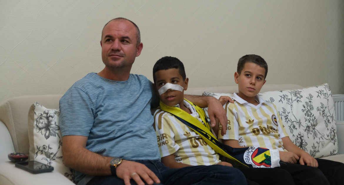 Karamanda Minik Fenerbahceli Narkozun Etkisiyle Derbiyi Anlatti (3)