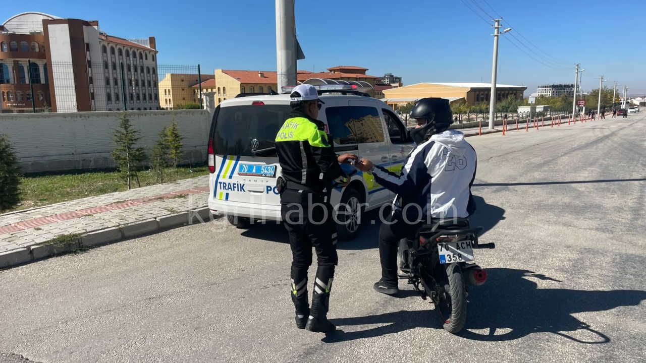 Karamanda Okul Cevrelerinde Guvenlik Denetimi 406 Sahis Ve 114 Arac Sorgulandi2