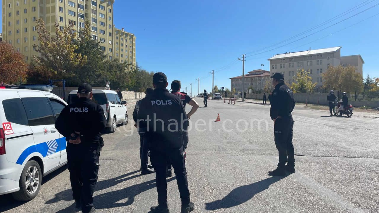 Karamanda Okul Cevrelerinde Guvenlik Denetimi 406 Sahis Ve 114 Arac Sorgulandi3