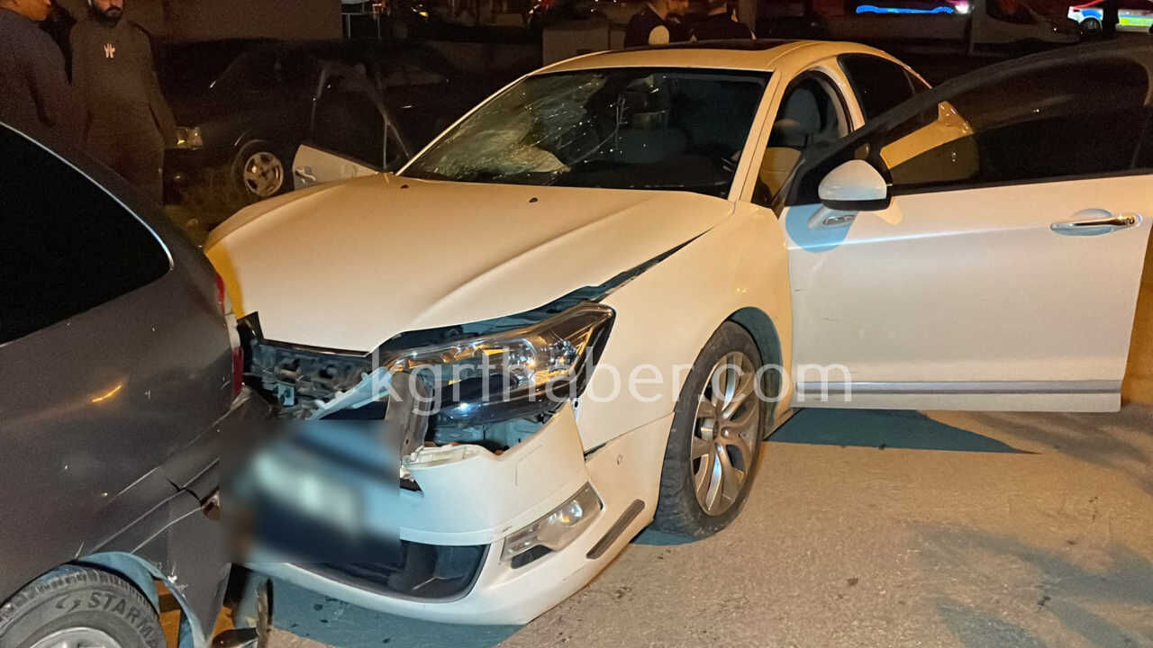 Karamanda Otomobil Ile Panelvan Carpisti 2Si Agir 3 Yarali6