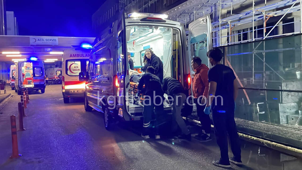 Karamanda Otomobil Ile Panelvan Carpisti 2Si Agir 3 Yarali8