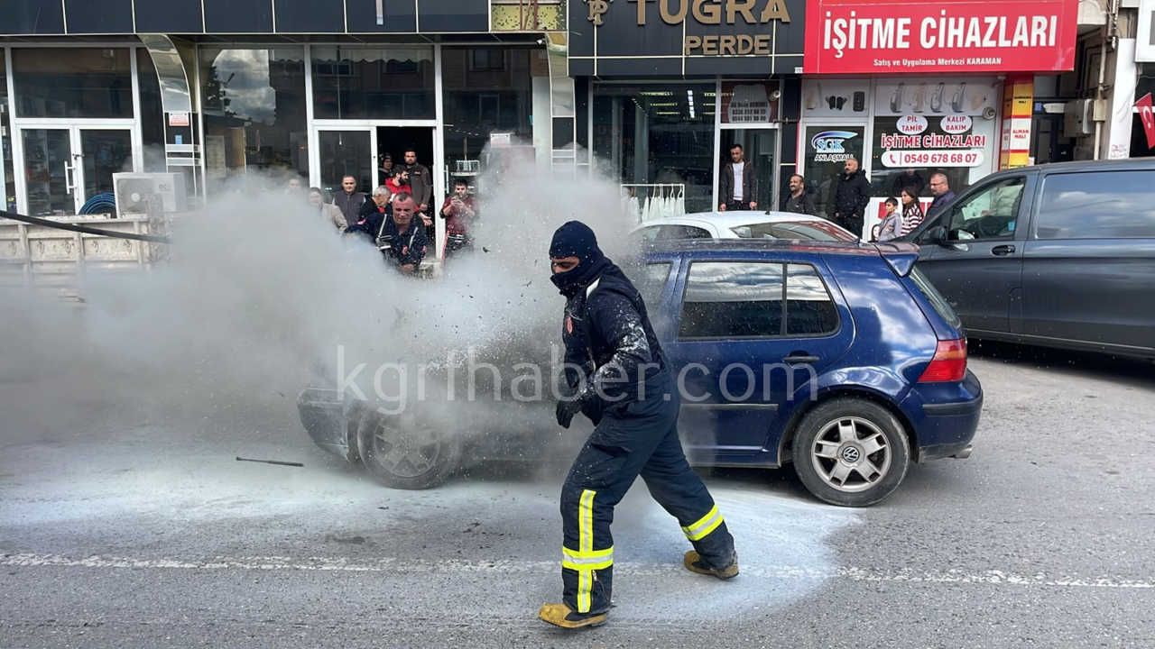 Karamanda Otomobil Sehrin Merkezinde Alev Alev Yandi10