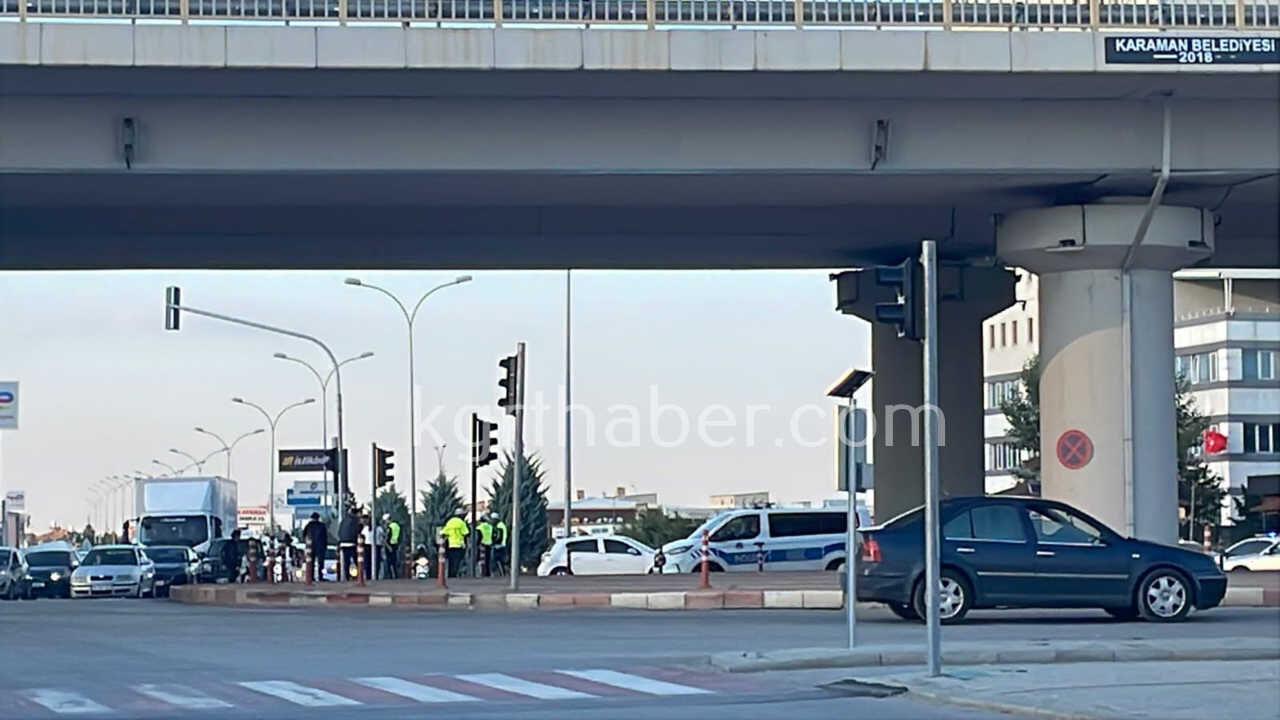 Karamanda Polis Memurunun Yaralandigi Kaza Arac Kamerasinda4