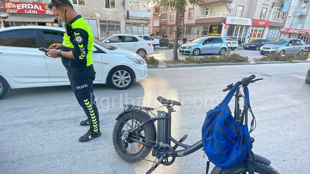 Karamanda Saglik Ekibi Yardim Istedi Yasli Adam Yetisti9