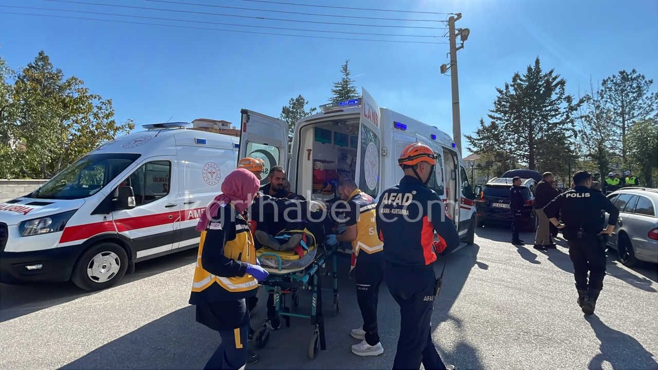 Karamanda Sikismali Trafik Kazasi 3 Yarali7