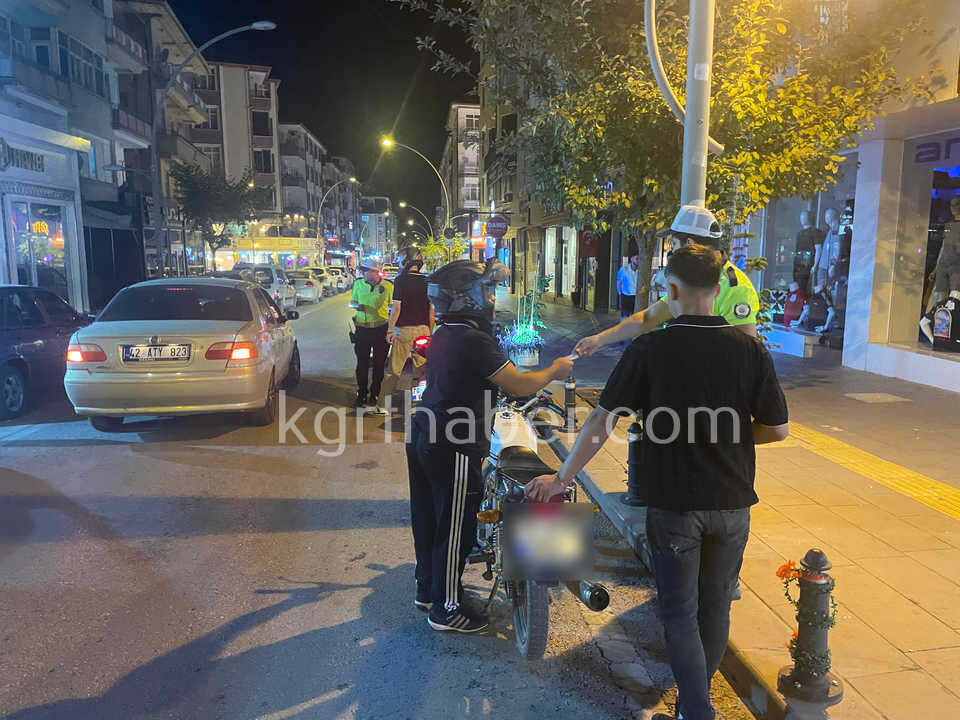Karamanda Trafik Ekiplerinden Alkol Denetimleri1