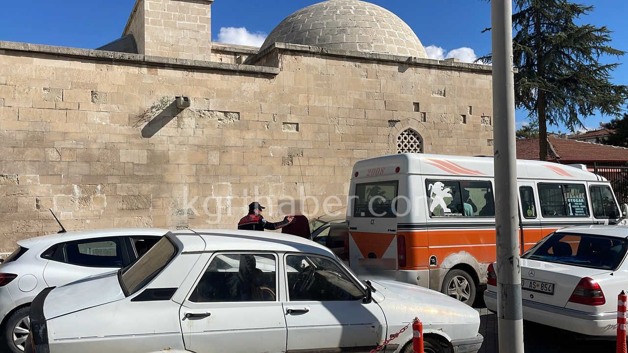 Karamanda Trafik Karisti Yunus Timleri Mudahale Etti0