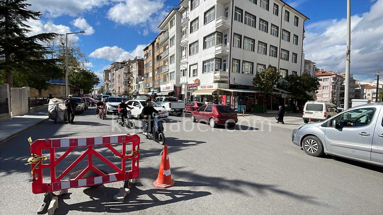Karamanda Trafik Karisti Yunus Timleri Mudahale Etti8