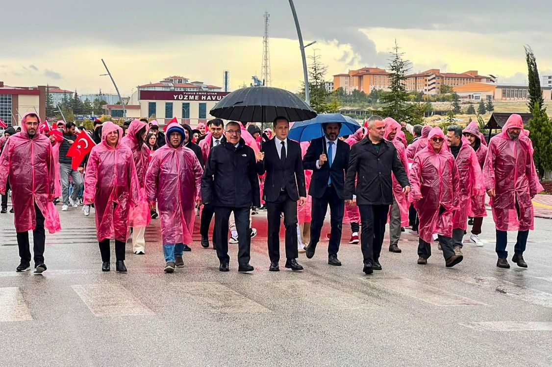 Kmude 29 Ekim Yuruyusu Yapildi (2)