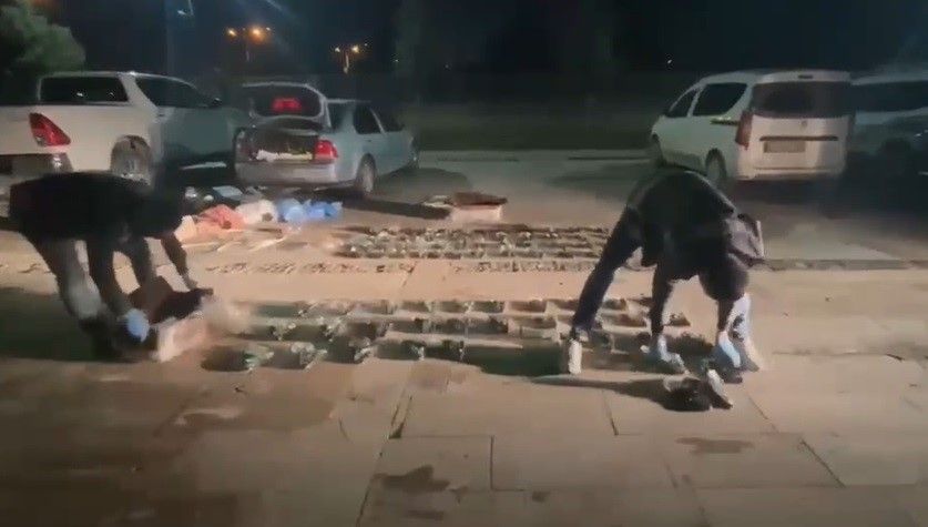 Konyada Ozenle Paketlenmis Kutulardan Cephanelik Cikti (1)