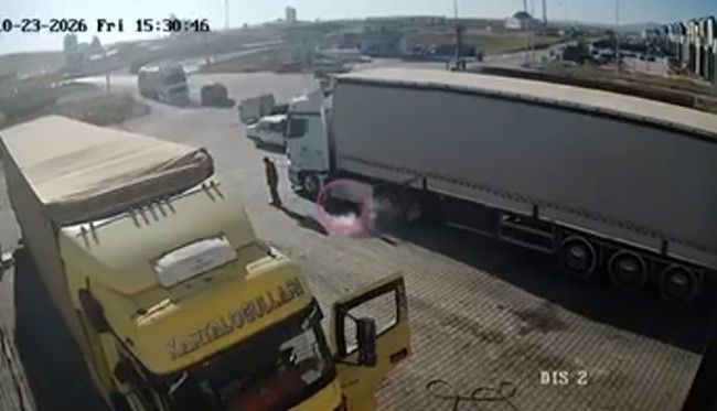 Konyada Tir Tamirinde Patlama Usta Faciadan Dondu (1)