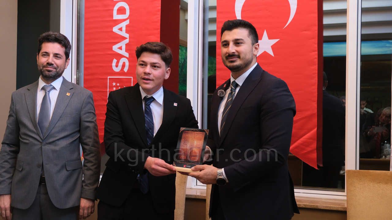 Saadet Partisi Genclik Kollari Genel Baskani Pekdemirden Dikkat Ceken Ittifak Aciklamasi2