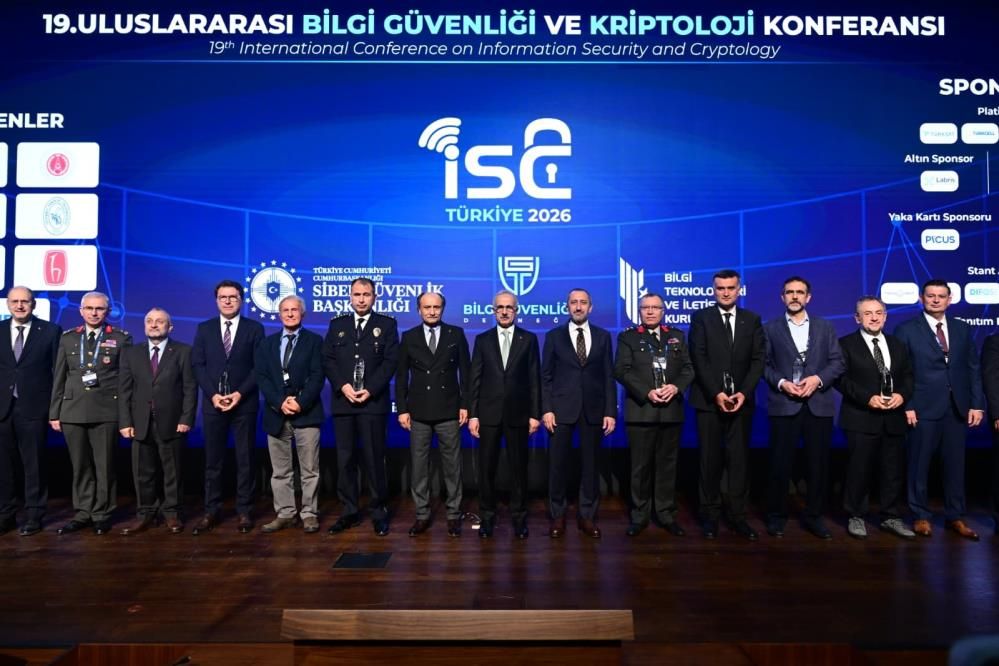 Turkiyenin Dijital Gelecegi Icin Kritik Adimlar (1)