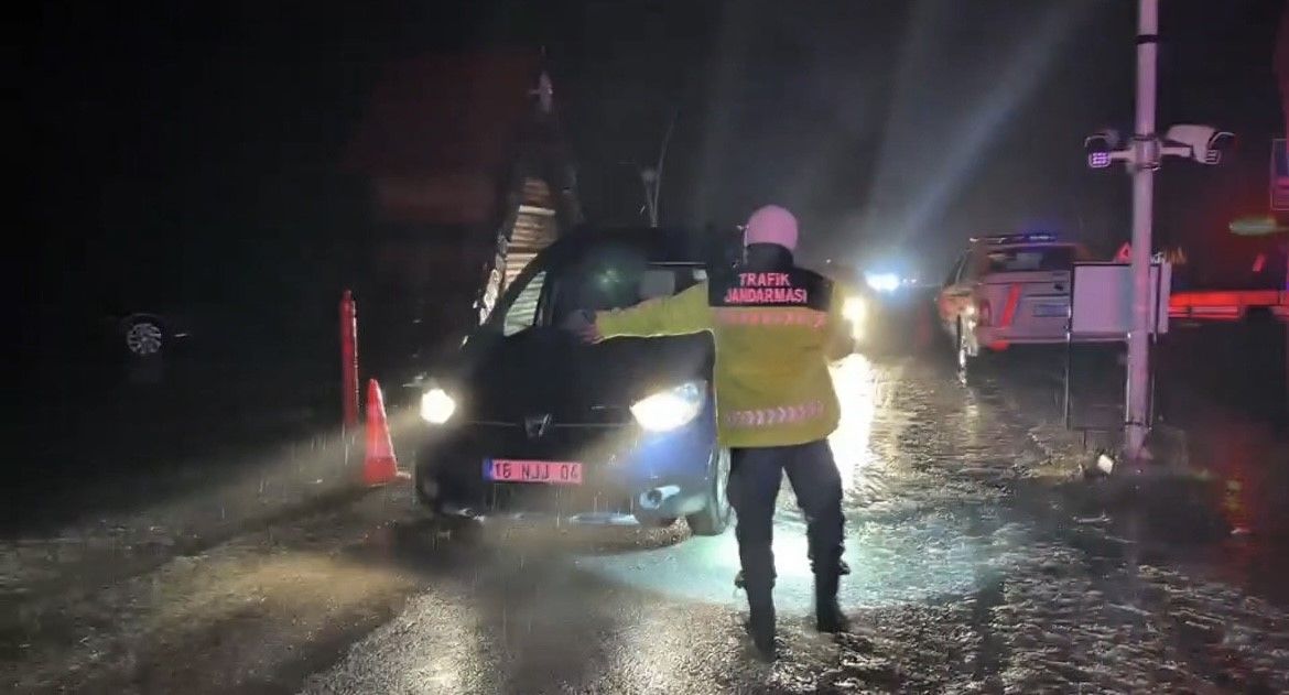 Uludagda Kar Kalinligi 20 Santimetreye Ulasti (4)